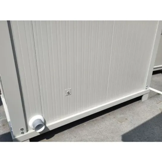 Sanitäranlage SS1 mit 2 neuen Toiletten und 2 neuen Handwaschbecken – Image 5