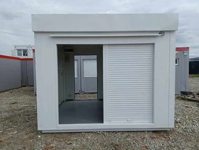 Conteneur Commercial 300×350 avec Volets Roulants – Image 3