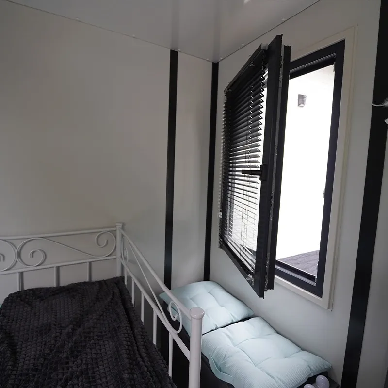 3 x 2 Meter große Baustellenbungalow – Image 4